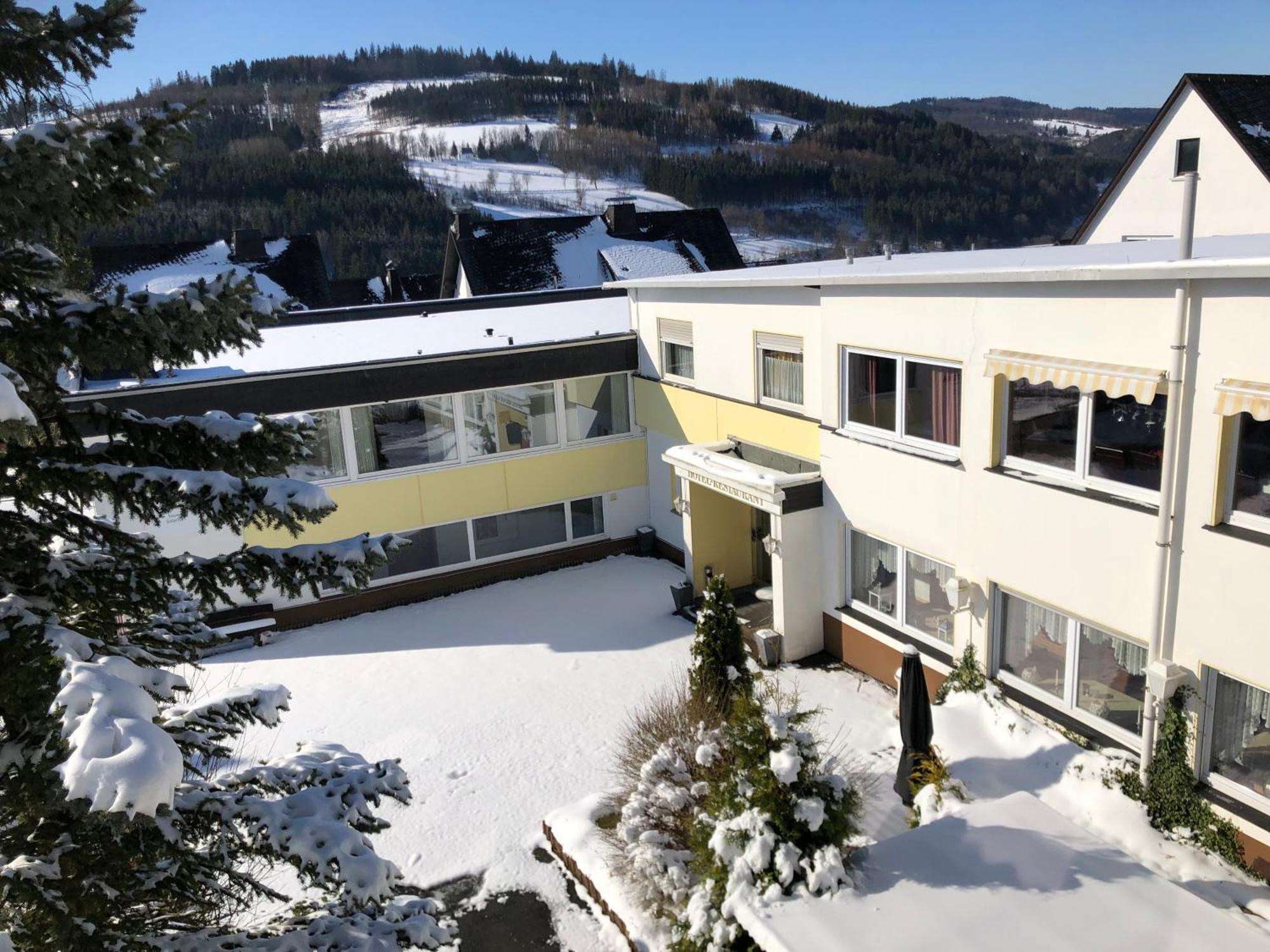 Berghotel Natura Bed & Breakfast وينتربرغ المظهر الخارجي الصورة